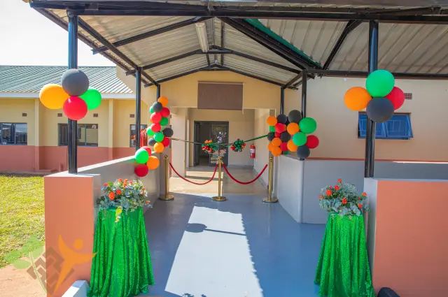 Dignitaries and guests at the Wumi Hospital handover ceremony